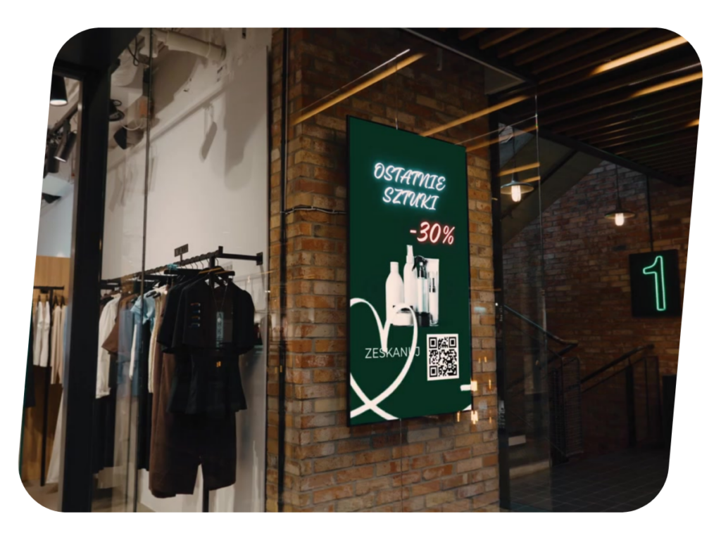 Ekran reklamowy w centrum handlowym